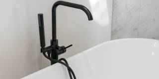 Stunning Views from Silver Lake Hillside Home for Rent with Spectacular Views Gallery 21