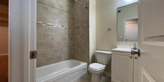 1516 W DIAMOND ST #D Gallery 7