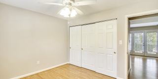 FENCED IN YARD!!!  Beautiful 4/3 UPDATED SF Home in Gaithersburg Gallery 27