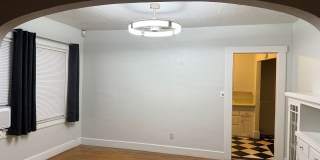 Cozy 2 bed 1 bath available now! Gallery 28
