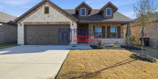 Inviting 3-Bedroom Home with Covered Patio Gallery 1