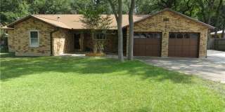 139 Lone Oak Street Gallery 4