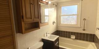 Beautiful 3 Bedroom, 1 Bath Home for Rent in Peoria! Gallery 3