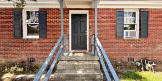 1304 Mount Vernon Street Gallery 3
