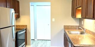 Oakridge Apartments Gallery 2