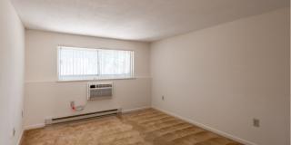 Meadow Lane Apartments Gallery 18