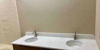 10015 E Mountain View Road Gallery 14