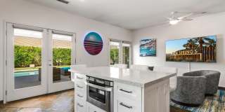 1502 Amelia Way Gallery 30