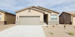 3 bed 2 bath home in Huning Ranch! Gallery 1