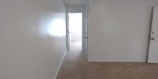 Room in 4 Bedroom Home at Genlee Dr Gallery 29