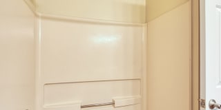 Holly Point Apartments Gallery 90