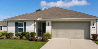 Beautiful 4/2, Minutes From the Beach! Gallery 1