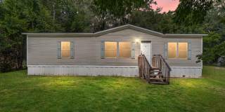 Spacious 3BR/2BA Home  Available Now! Gallery 1