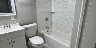 1104 MERIDENE DR #1 Gallery 5