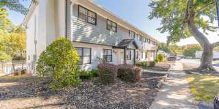 Pinewood Townhomes Gallery 9