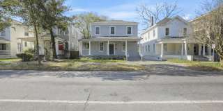 Beautiful Victorian Home for Lease in the Heart of Savannah Gallery 4