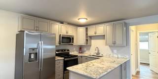 Downtown 2 BR, Complete Remodel! Gallery 1