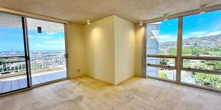 SPACIOUS 2 BED/2 BATH/2 PRKG in the highly desired Nuuanu Parkside - W/D, Lanai, Central AC & more!!! Gallery 5