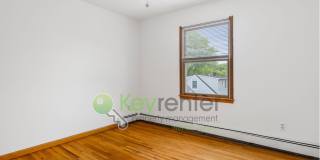 Spacious 4 Bedroom Home in Maywood with Fenced Yard, Office & Solar Panels Gallery 16