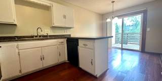 3 Bedroom Home in Maple Grove Gallery 6