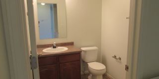 Bright 2 bed 2 1/4 bath Town Home Bright 2 bed 2 1/4 bath Town Home Gallery 13