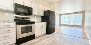 Bright and Spacious Lakewood Duplex Available for Immediate Rental!!! Gallery 3