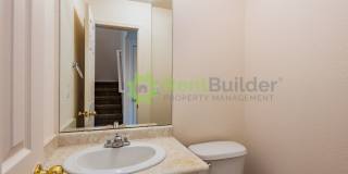 NEWLY UPGRADED CARPET, PAINT AND WINDOW BLINDS Gallery 15