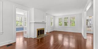 Charming Historic House in Harbor Oaks Gallery 35