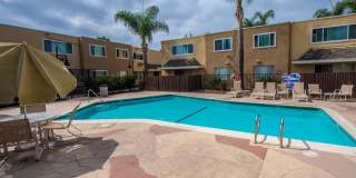 MOVE IN SPECIAL! $750 off first month rent! 2BR/1.5BA Condo! 2 parking spaces Gallery 18