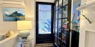 41 Pickney St Gallery 24