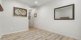Stunning upgraded Solera At Anthem Home with Spa in back yard! Gallery 27