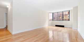 280 PARK Avenue S unit: 16L Gallery 1