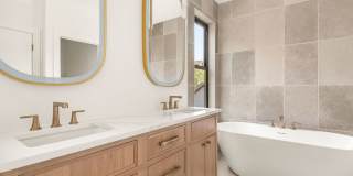 True custom luxury home in the heart of Germantown Gallery 8