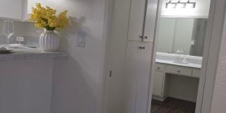 171 Mariposa Apartments Gallery 29