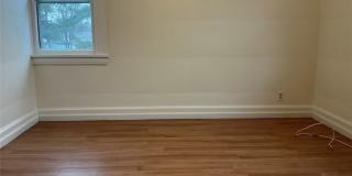 126 W Hudson Avenue Gallery 16