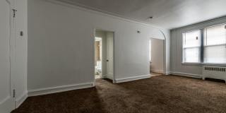 6751 S Jeffery Apartments Gallery 18
