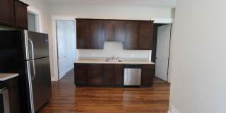 Midtown Renovated Duplex - Hardwood Floors, Exposed Brick Gallery 15