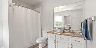 7 Linden Avenue Gallery 25