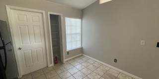 1409 SW 11th Pl Gallery 3