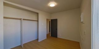 University Manor - Newly Renovated Units just a short walk from Campus! Gallery 135