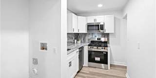 4300 Roswell Road NE unit: 34 Gallery 19