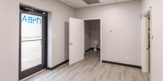 1812 N Main Gallery 2