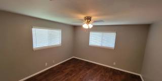 **APPLICATION RECEIVED** *COMING SOON* 2 Bedroom / 1 Bath Home South Side Lions Park! Gallery 12