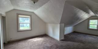 4 Bedroom, 1 Bath 4 Bedroom, 1 Bath Gallery 11