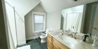 5 Bed / 2.5 Bath Mission Hill Home | In-Unit Laundry | Garage Parking | 9/1 Gallery 7