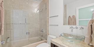 2442 Fisher Island Dr Gallery 35