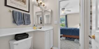 215 Knollwood Gallery 27