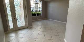 2210 Grove Dr Gallery 15