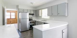 Adorable ranch home with huge fenced yard mid June! Gallery 6