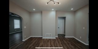Spacious 3BR Duplex in Louisville Gallery 13
